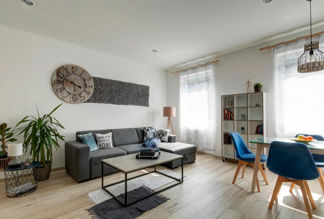 Atosland Apartment Budapest Bagian luar foto